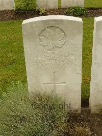 Etaples Military Cemetery - Burelle, Adelard